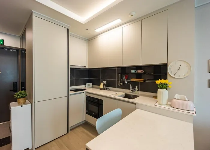Apartment Jini House